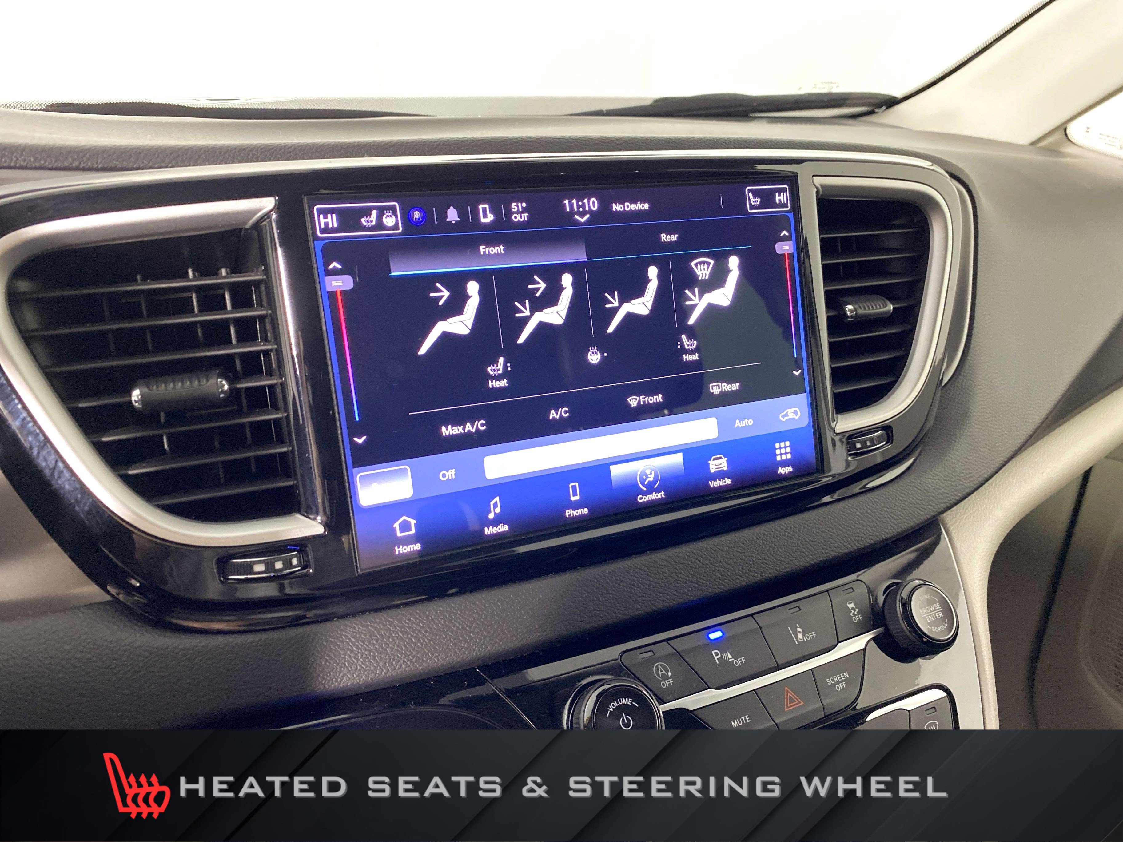 Used 2024 Chrysler Pacifica Touring-L image 5