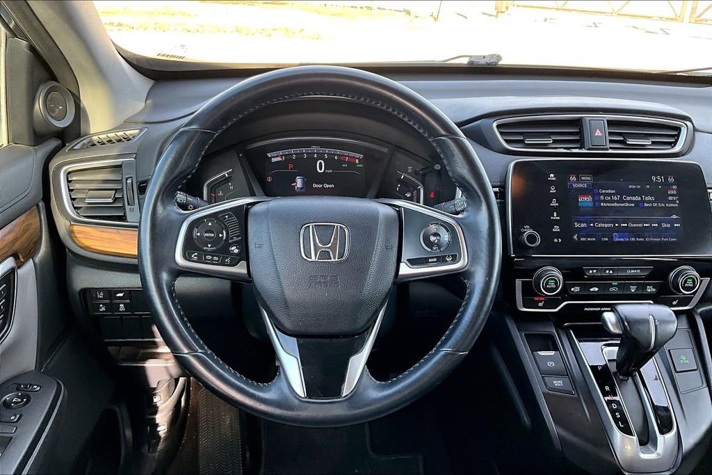 Used 2018 Honda CR-V Touring image 5