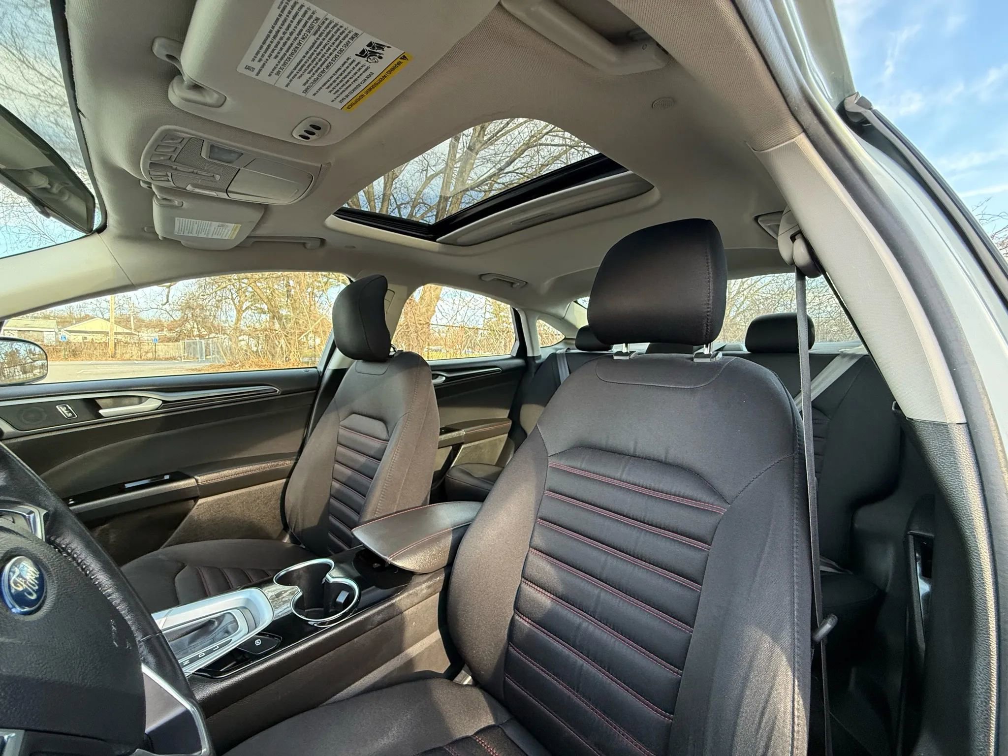 Used 2014 Ford Fusion SE image 37