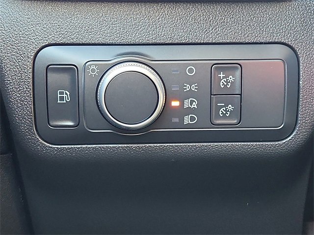 Used 2021 Ford Escape SE image 21