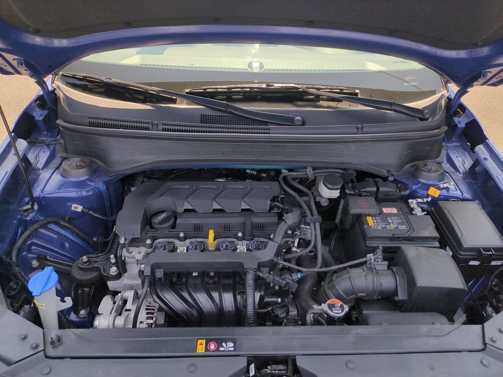 Used 2025 Hyundai Venue SEL FWD image 34
