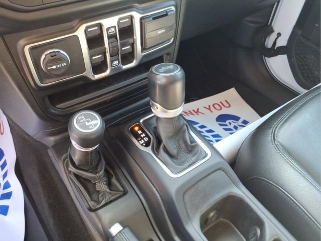 Used 2022 Jeep Wrangler Unlimited Sahara image 19