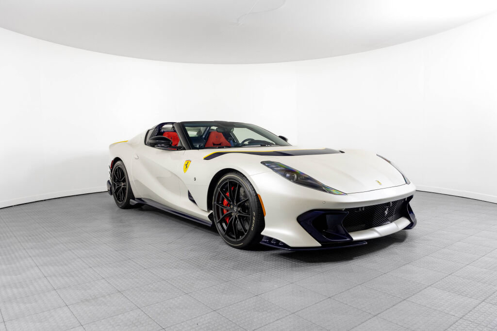 Certified 2024 Ferrari 812 Competizione A RWD image 11