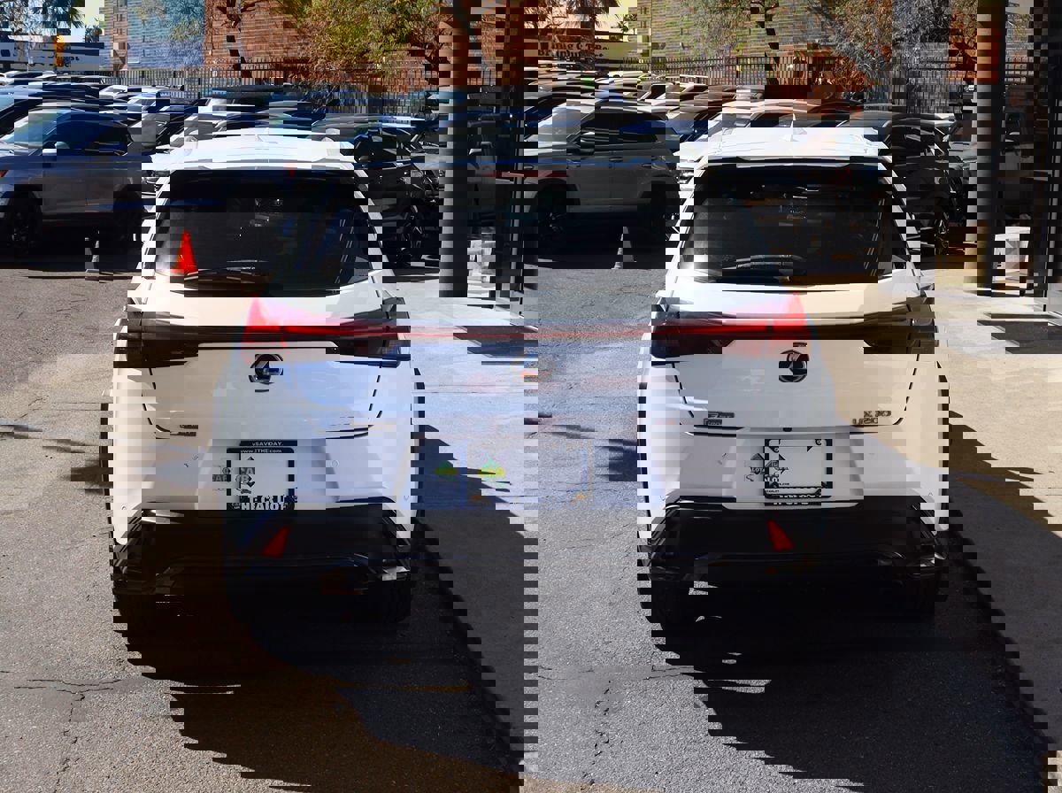 Used 2019 Lexus UX 200 F Sport w/ F Sport Premium Package image 11