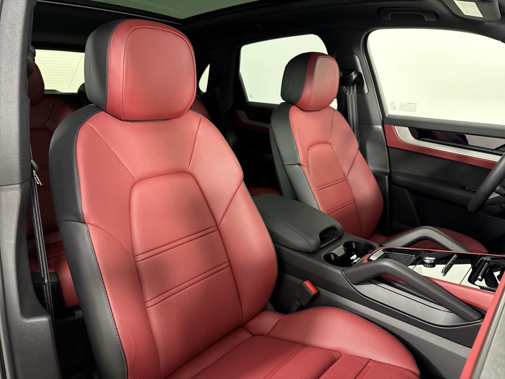 New 2026 Porsche Cayenne AWD/4WD image 23