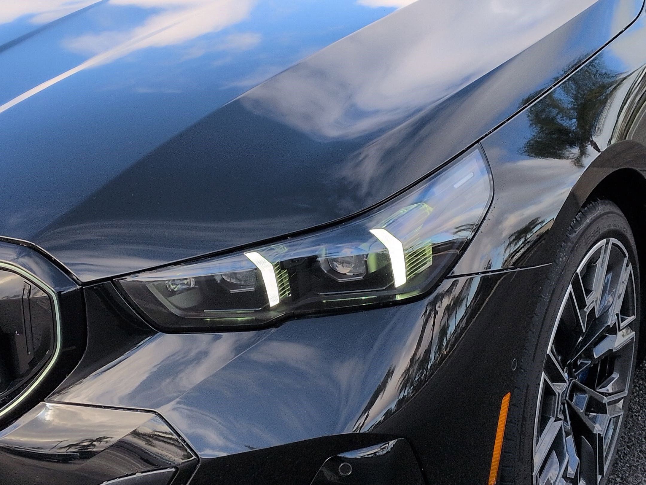 Used 2026 BMW i5 eDrive40 w/ M Sport Package image 6