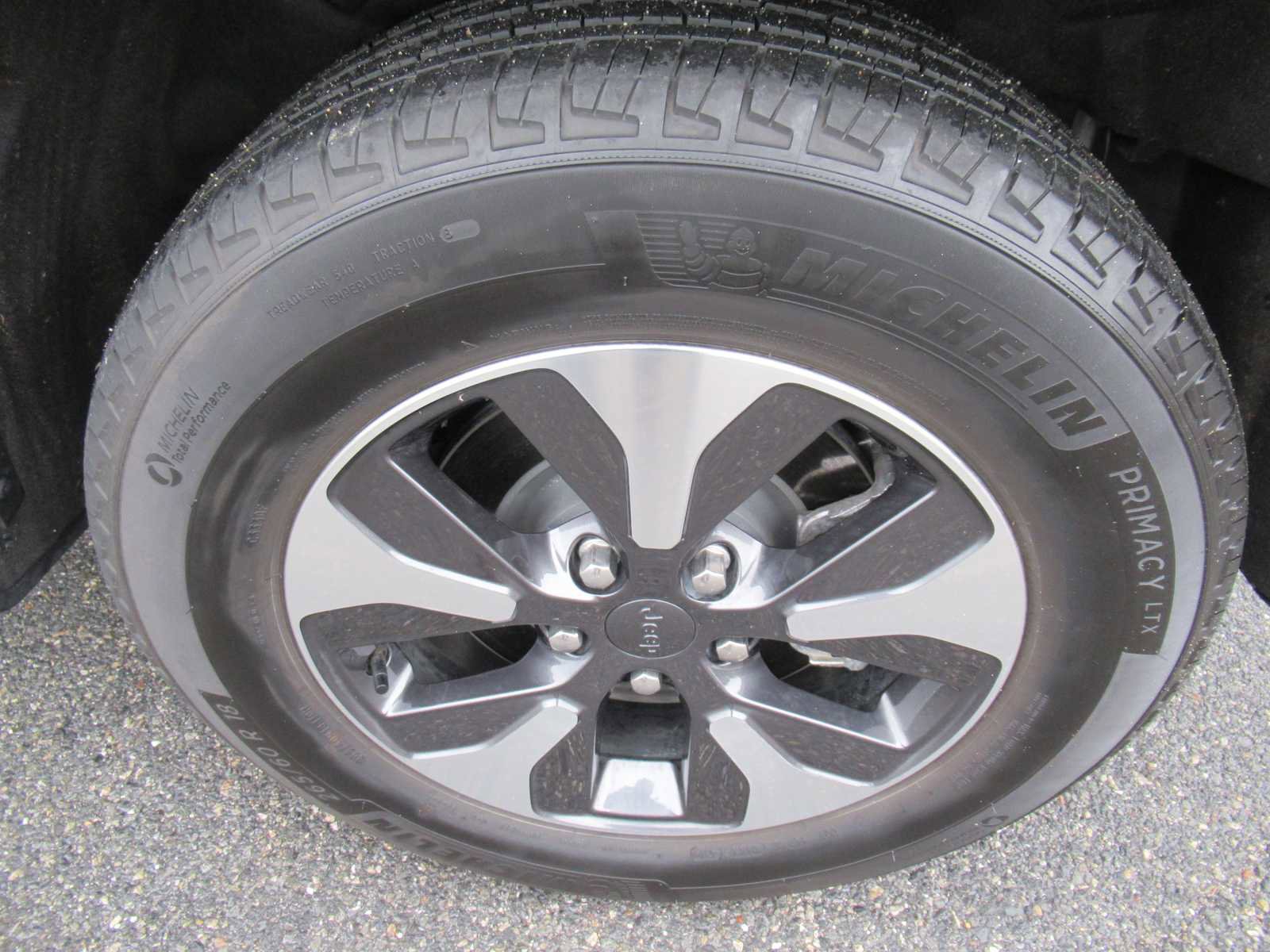 Used 2023 Jeep Grand Cherokee 4WD 4xe w/ Luxury Tech Group II image 9