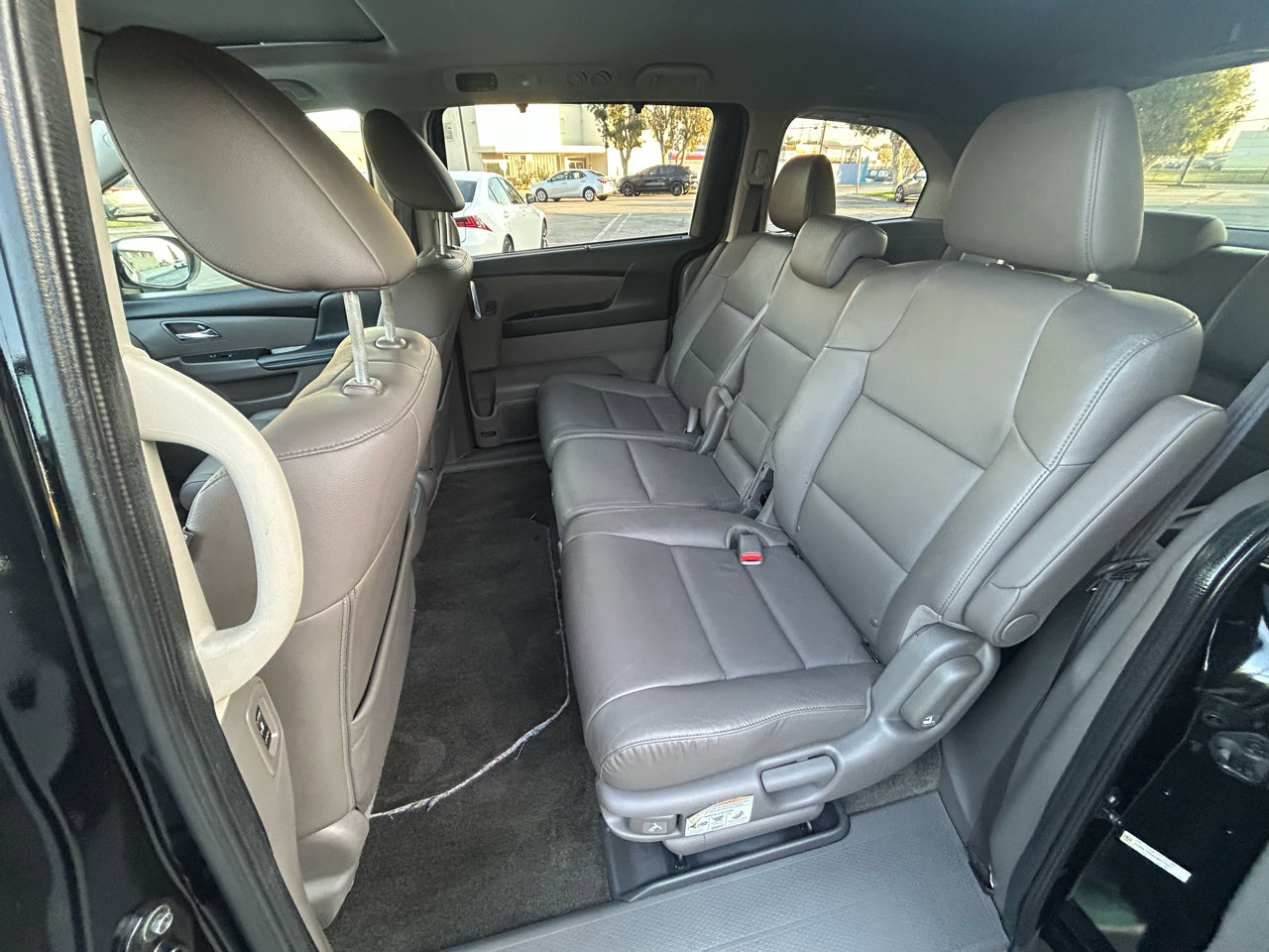 Used 2014 Honda Odyssey EX-L image 18