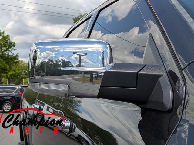 Used 2018 RAM 1500 SLT RWD image 15
