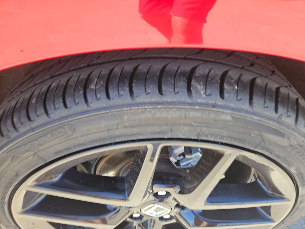 Used 2025 Honda Civic Sport image 26