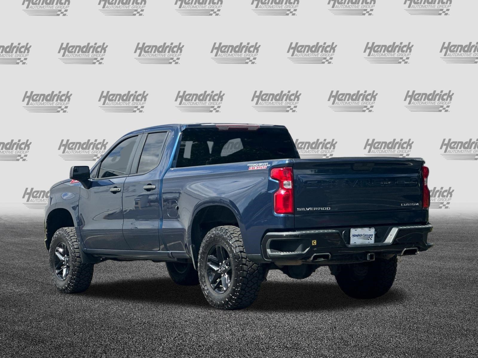 Used 2019 Chevrolet Silverado 1500 Custom Trail Boss w/ Custom Convenience Package AWD/4WD image 7