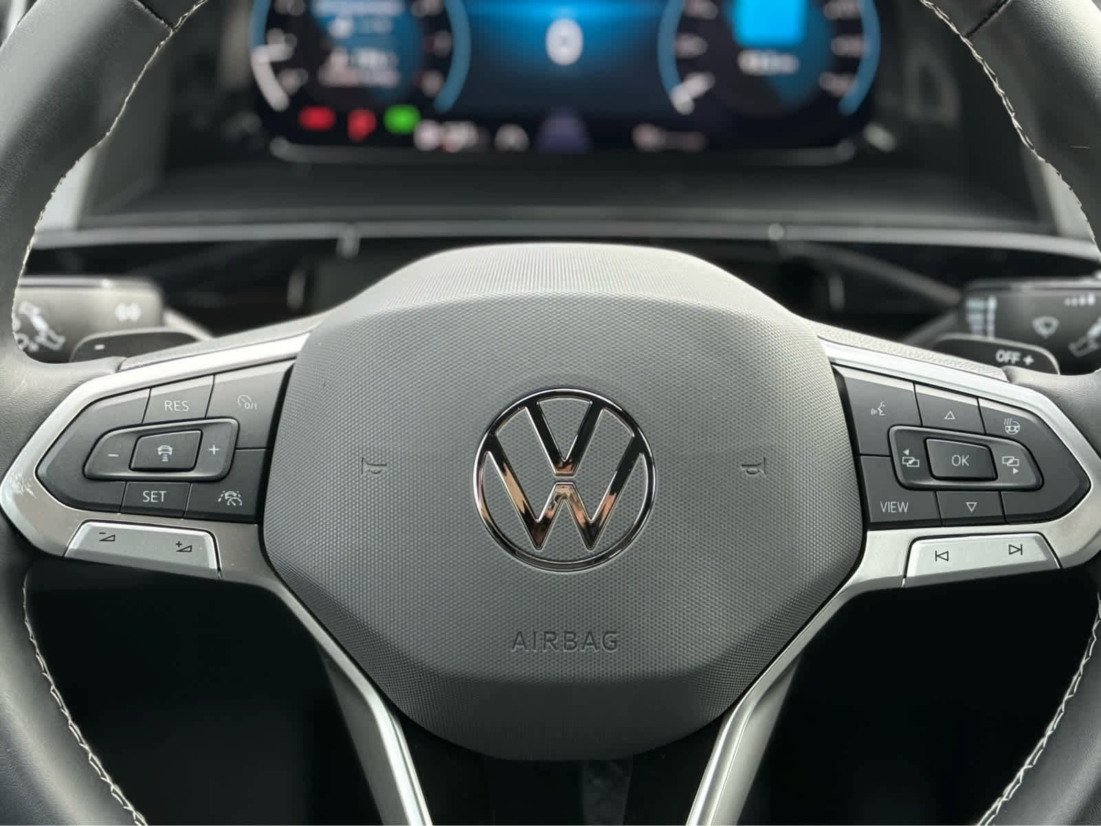 New 2026 Volkswagen Atlas Cross Sport SE image 19