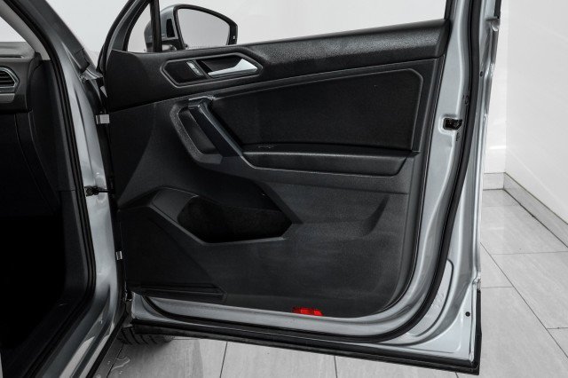 Used 2021 Volkswagen Tiguan SE R-Line image 43