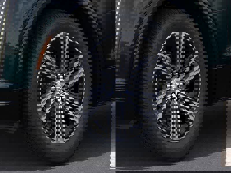 New 2026 Cadillac Lyriq Luxury image 9