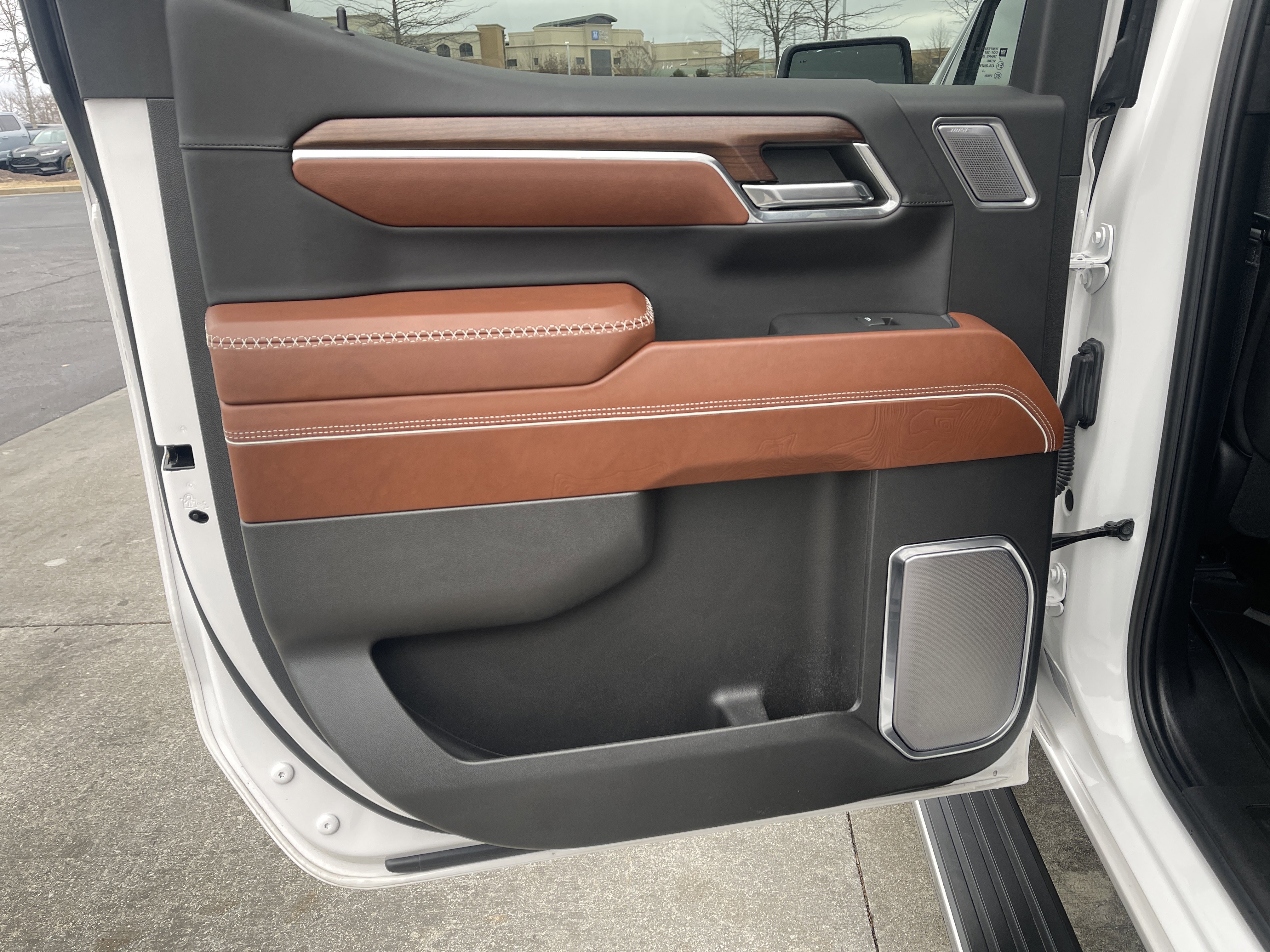 Used 2024 GMC Sierra 1500 Denali Ultimate image 27