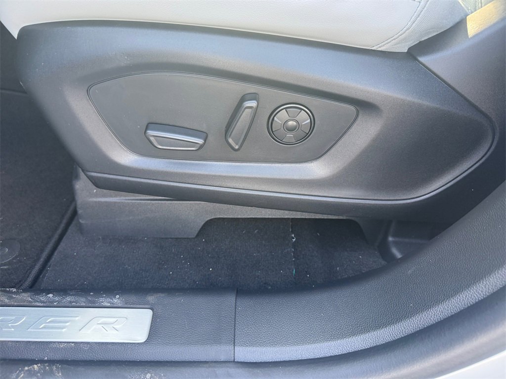 New 2026 Ford Explorer Platinum w/ LUX Leather Package image 18