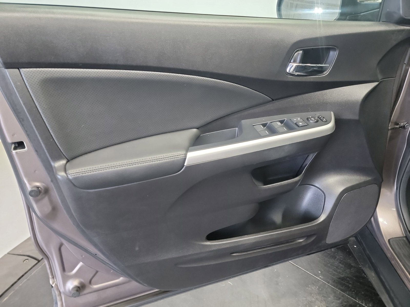 Used 2016 Honda CR-V EX-L image 13