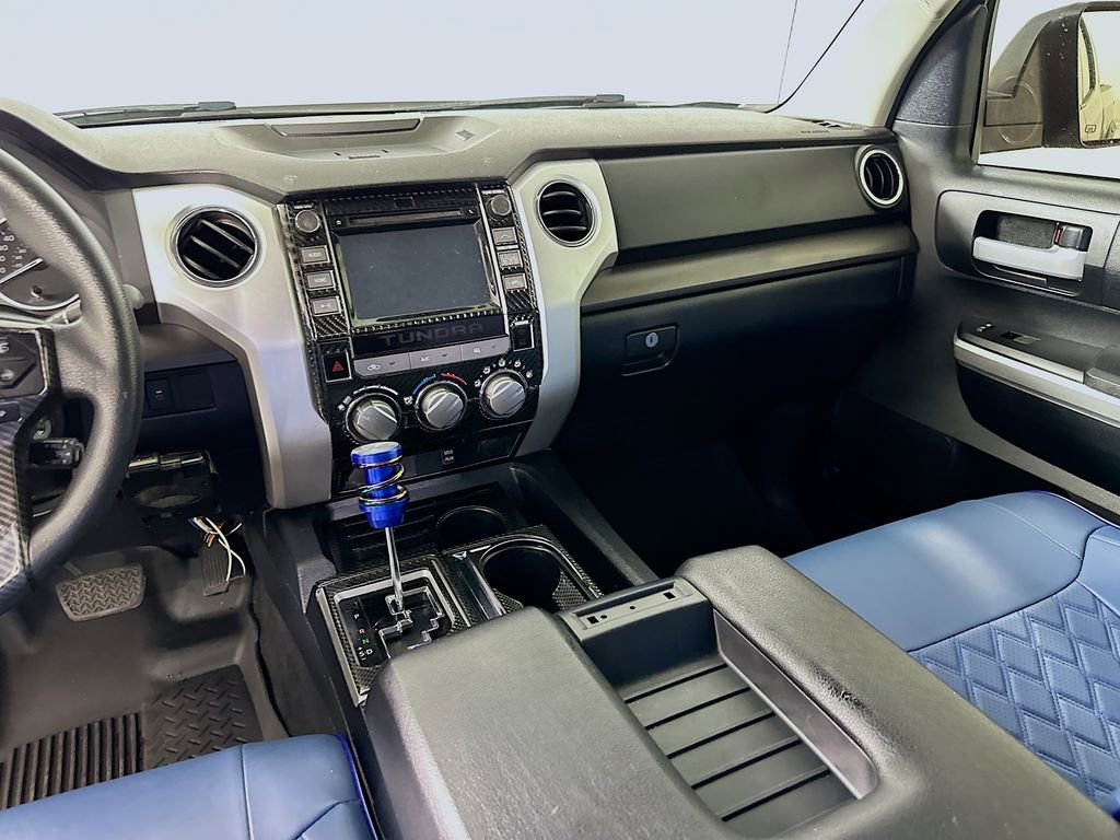 Used 2017 Toyota Tundra SR5 image 18