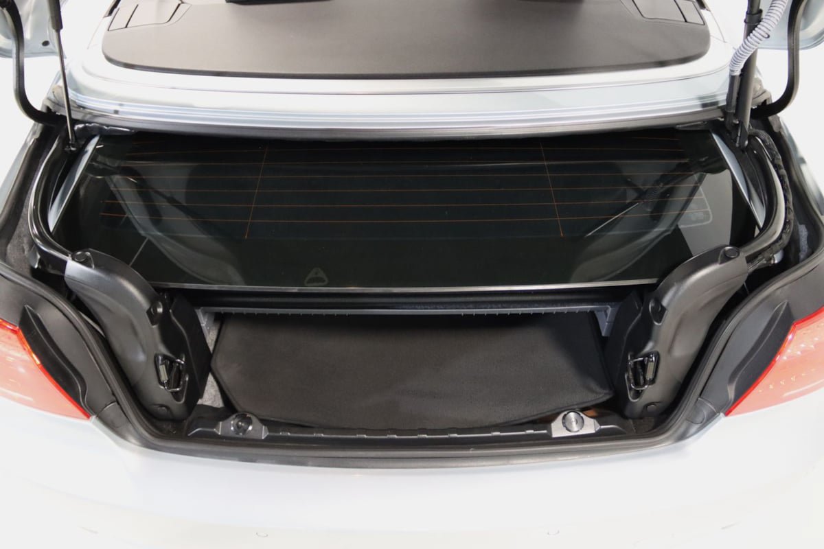 Used 2011 BMW M3 Convertible RWD image 63