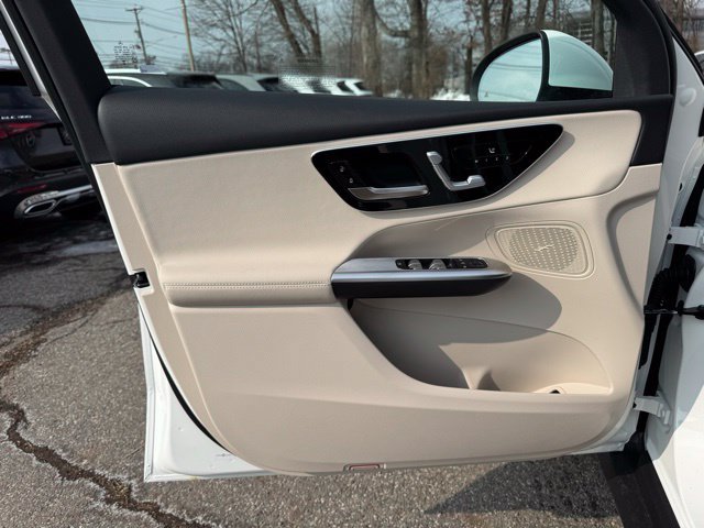 Used 2026 Mercedes-Benz GLC 300 4MATIC image 19
