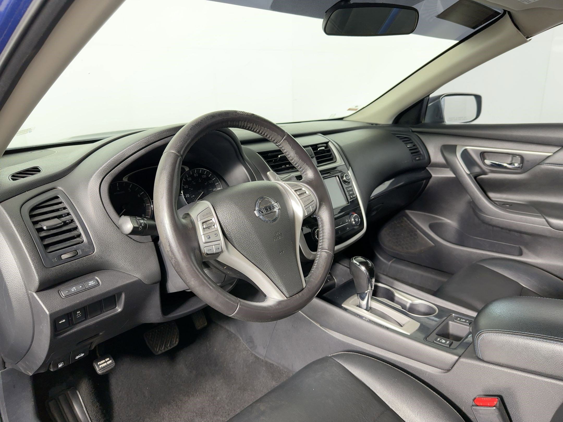 Used 2018 Nissan Altima 2.5 SR w/ SR Special Edition image 3