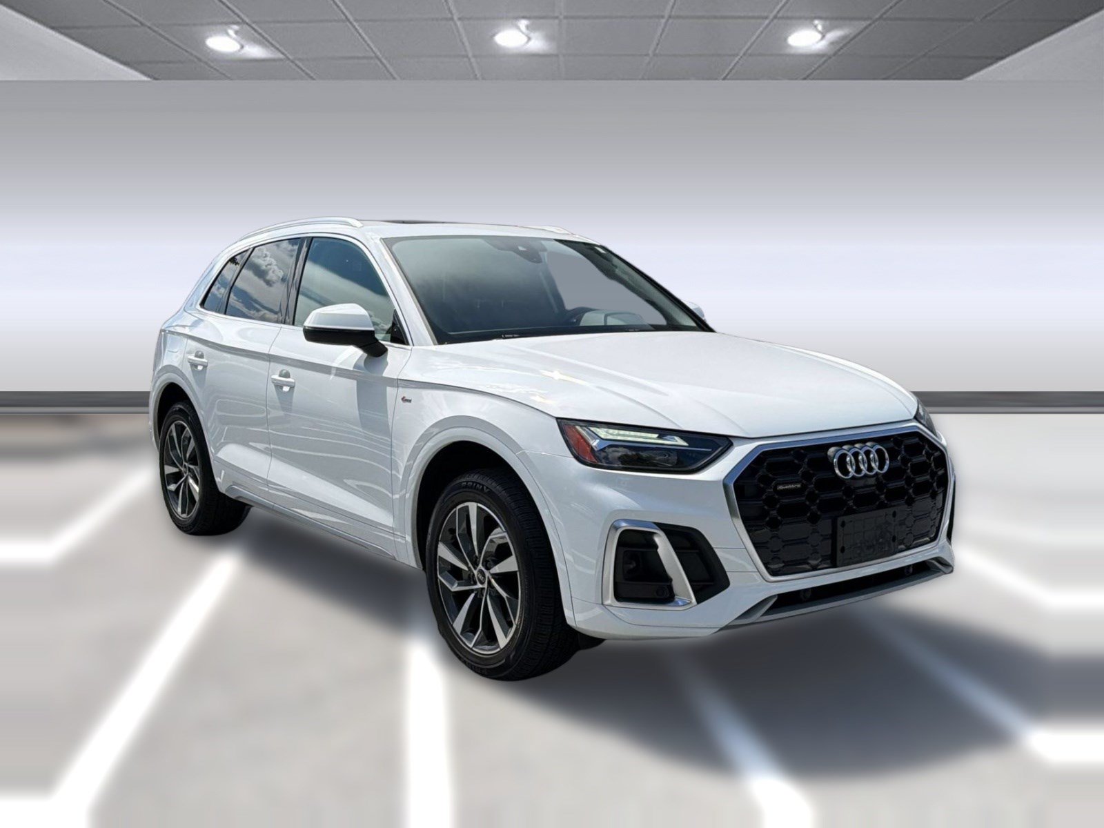 Used 2023 Audi Q5 2.0T Premium Plus w/ Premium Plus Package AWD/4WD image 7