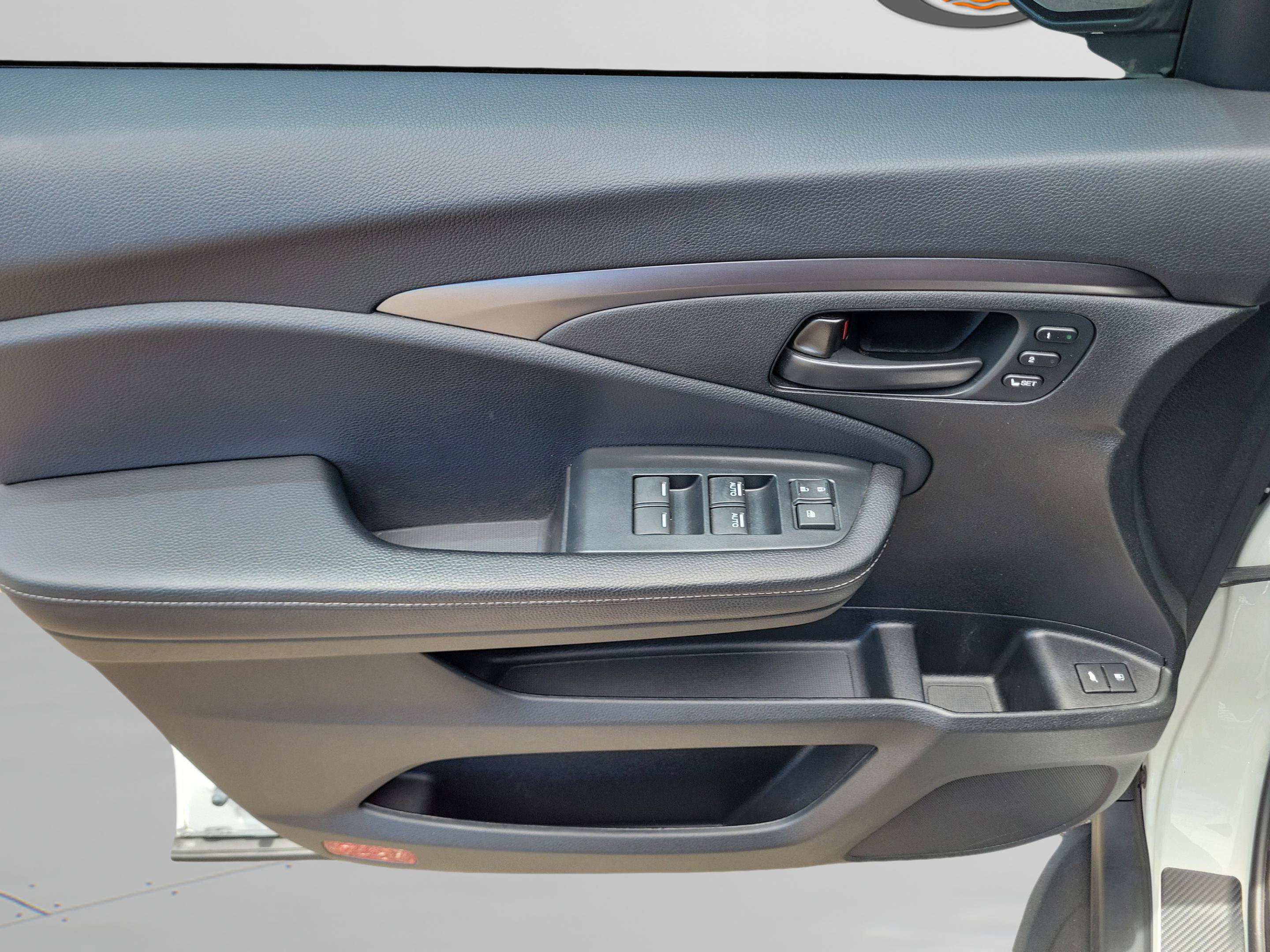 Used 2022 Honda Passport EX-L image 23