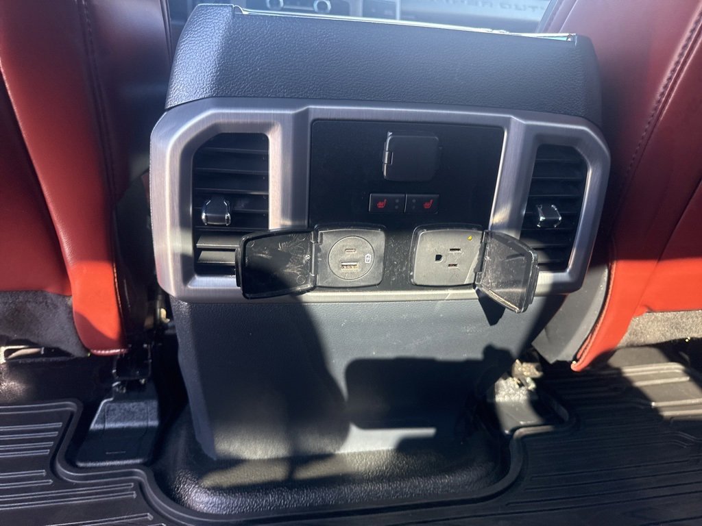 Used 2022 Ford F350 Platinum w/ FX4 Off-Road Package image 35
