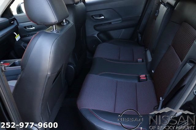 New 2025 Nissan Kicks SR AWD/4WD image 12
