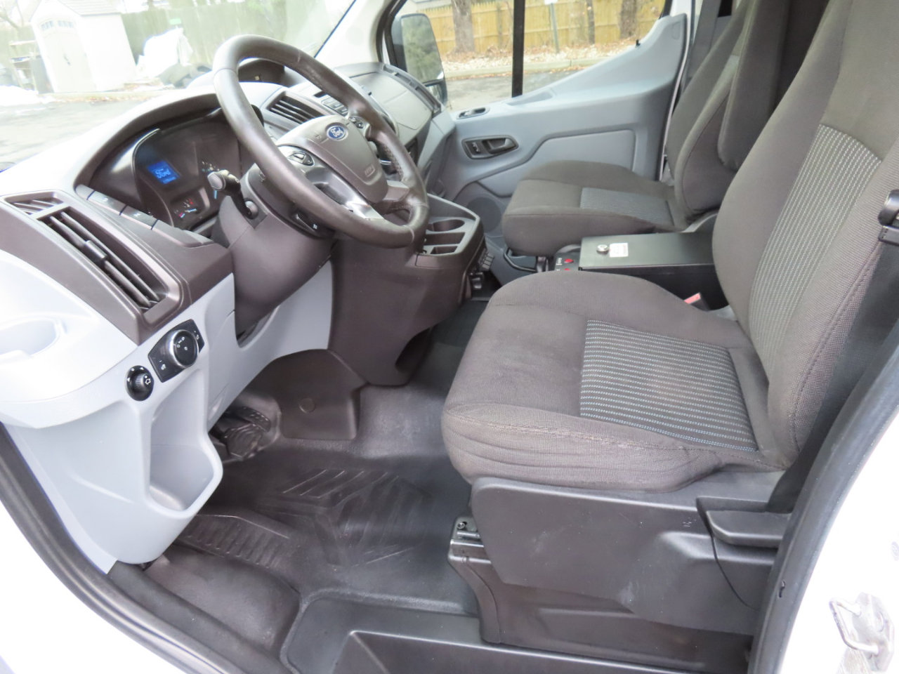 Used 2016 Ford Transit 250 130 Low Roof image 19