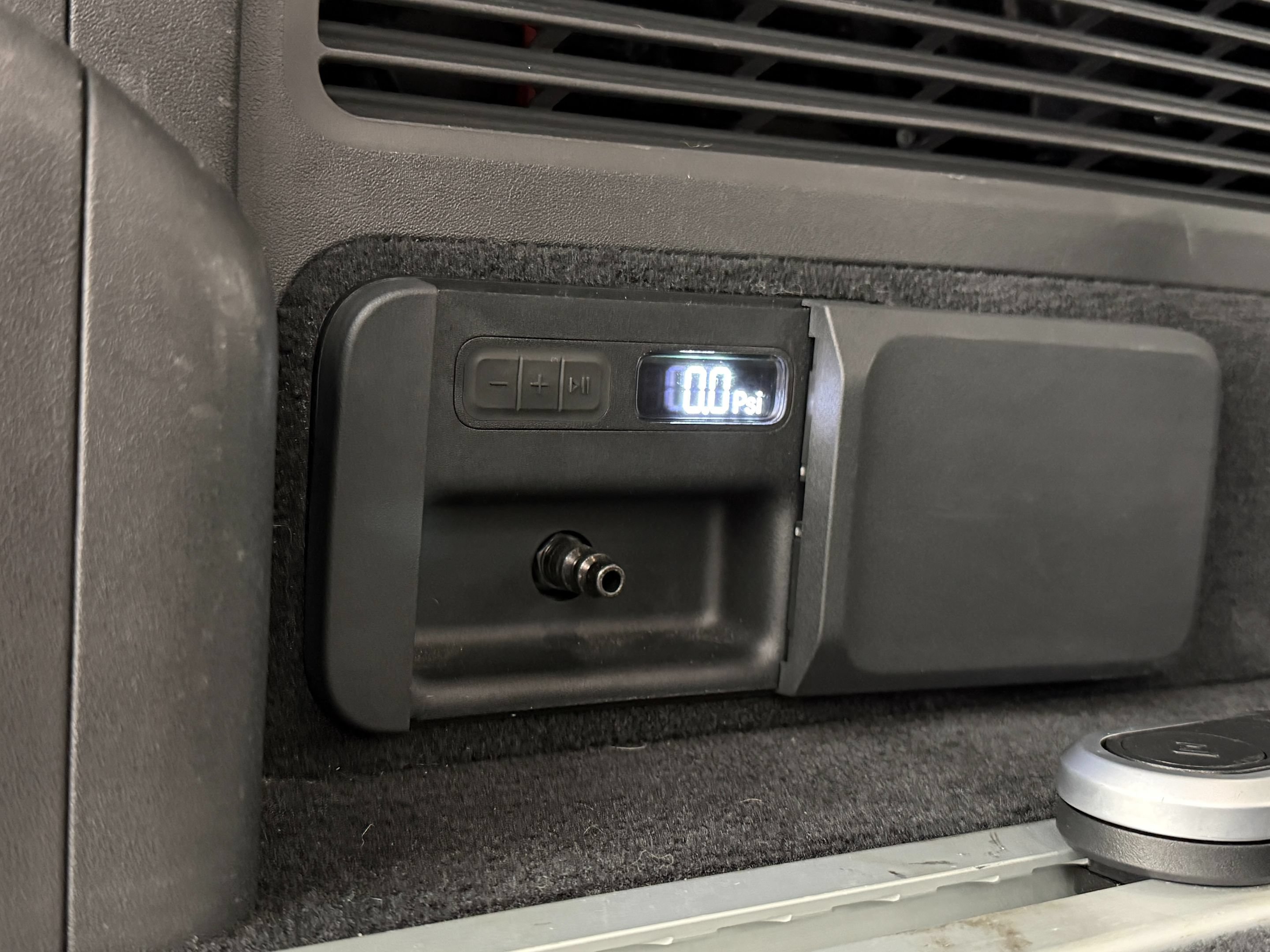 Used 2023 Rivian R1S Launch Edition Quad AWD/4WD image 37