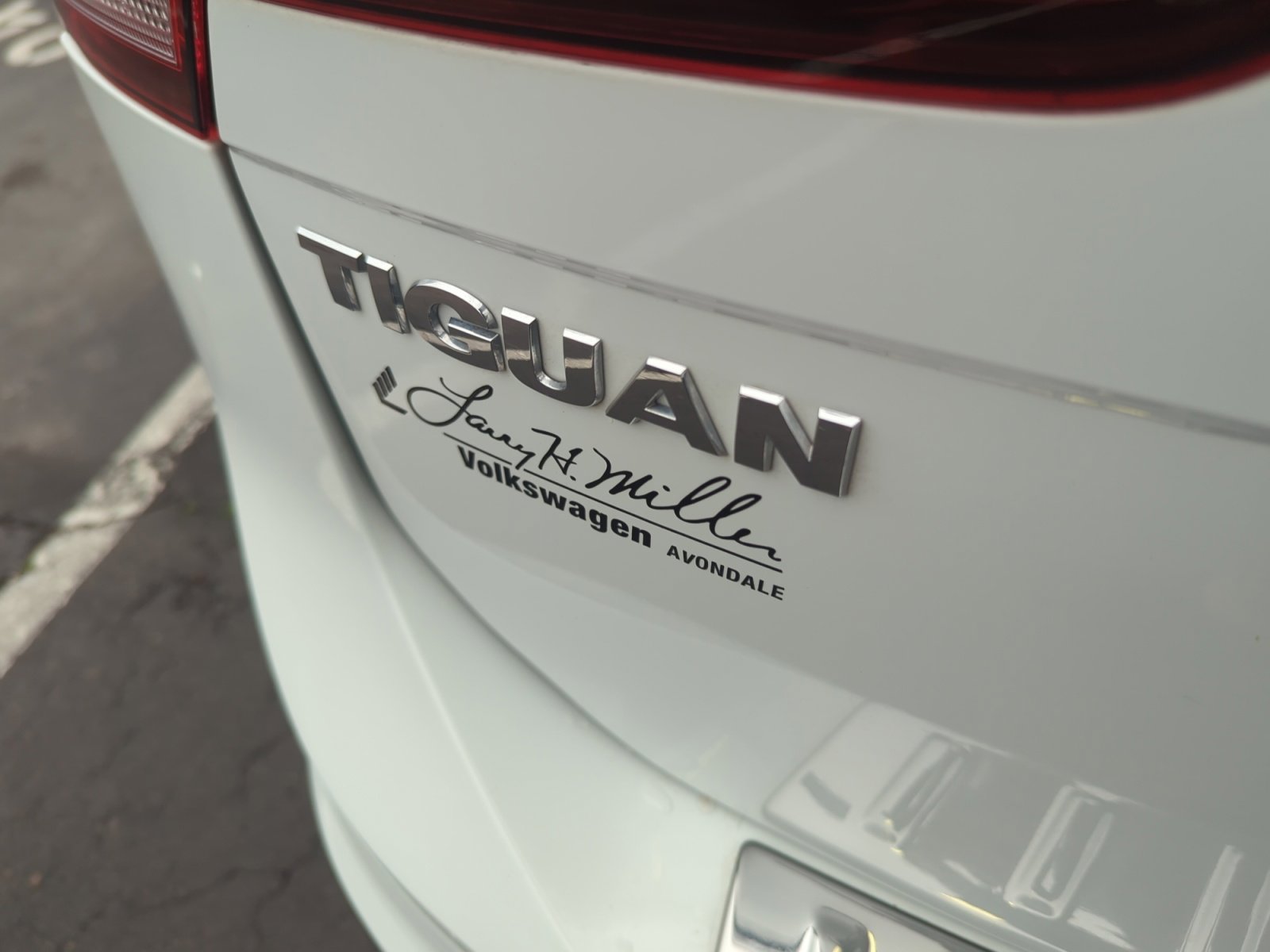 Used 2020 Volkswagen Tiguan S image 23