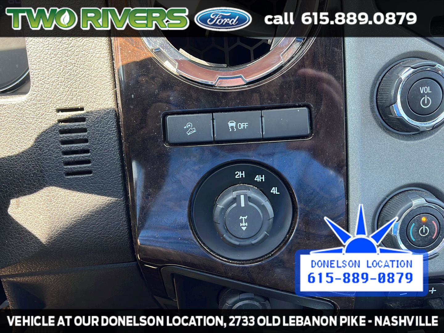 Used 2014 Ford F250 Platinum w/ FX4 Off-Road Package AWD/4WD image 32