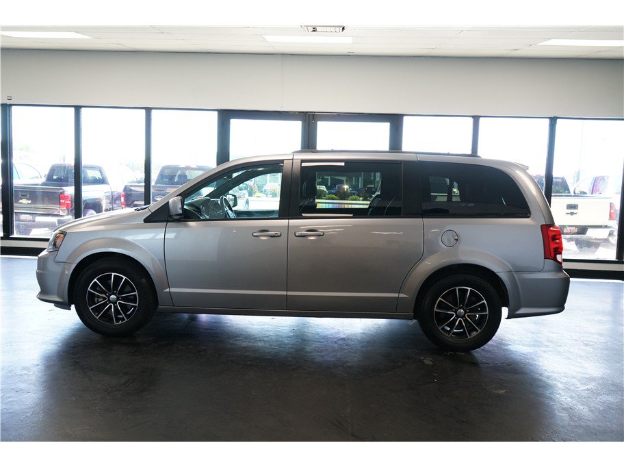 Used 2018 Dodge Grand Caravan GT FWD image 4
