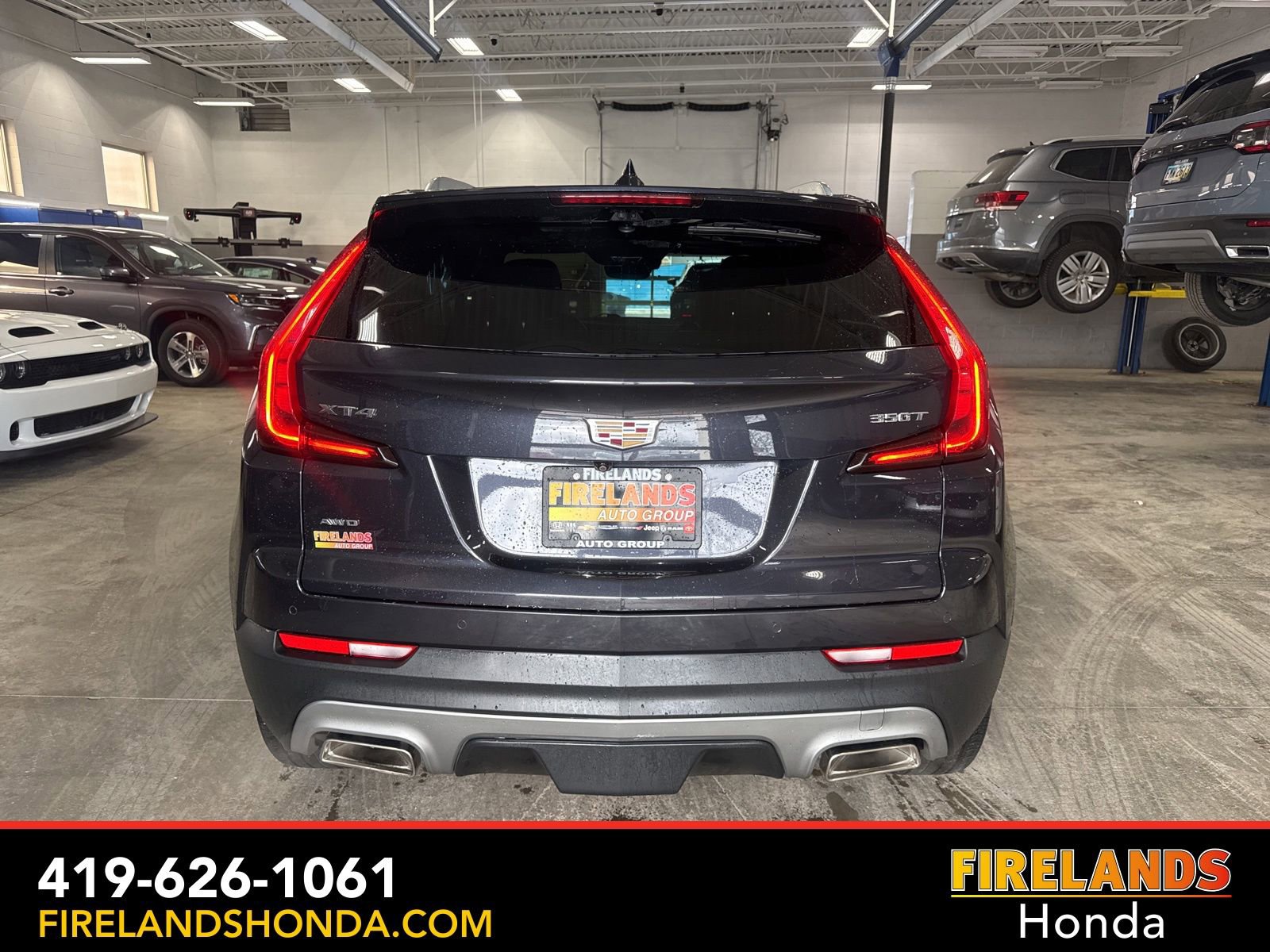 Used 2022 Cadillac XT4 Premium Luxury w/ Enhanced Visibility Package image 4
