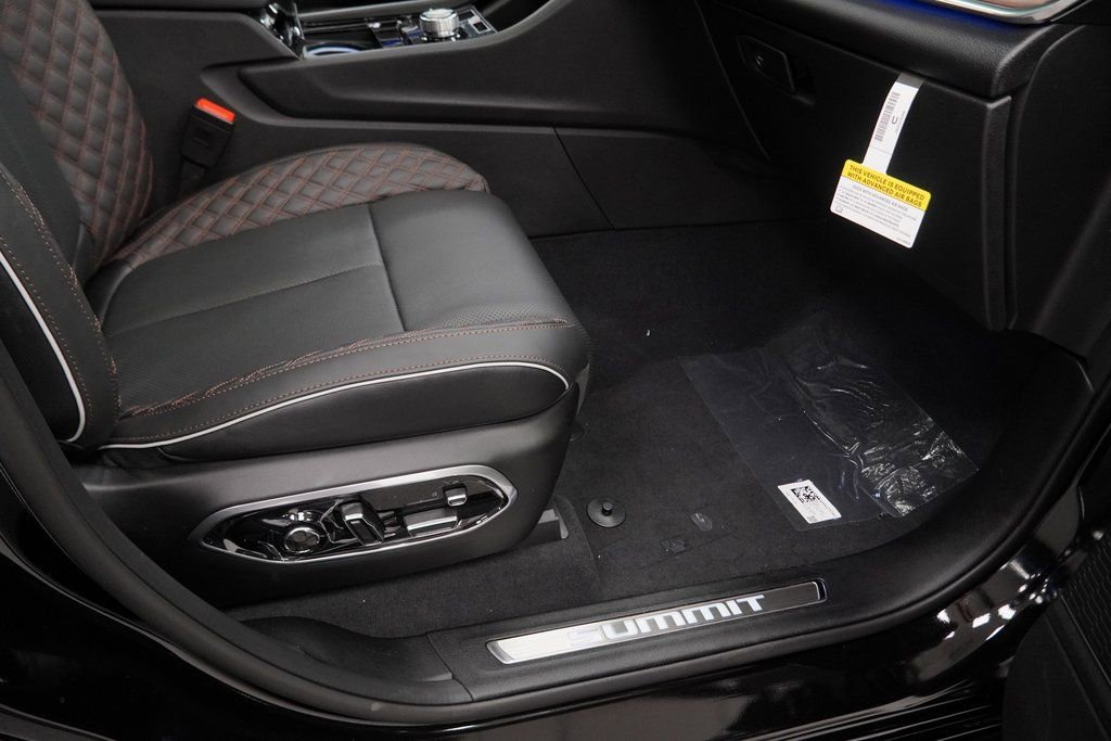 New 2025 Jeep Grand Cherokee L Summit w/ Obsidian Package image 37