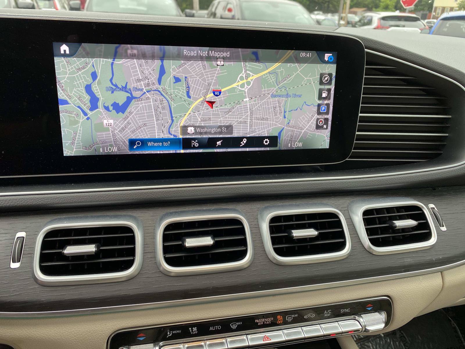 Used 2020 Mercedes-Benz GLE 350 4MATIC image 13