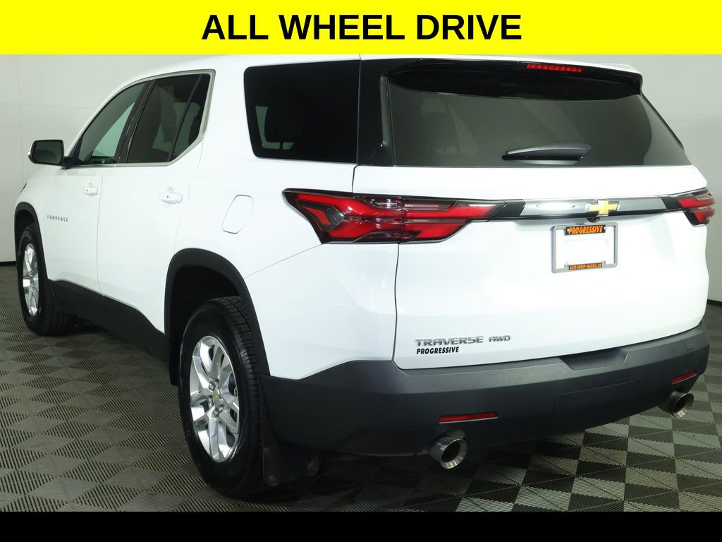 Used 2023 Chevrolet Traverse LS w/ Safety Package AWD/4WD image 4