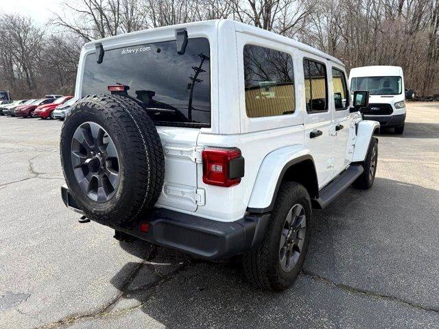 Used 2020 Jeep Wrangler Unlimited Sahara image 9