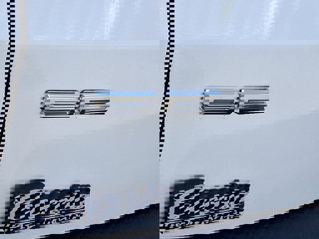 Certified 2022 Ford Escape SE w/ SE Sport Appearance Package image 30