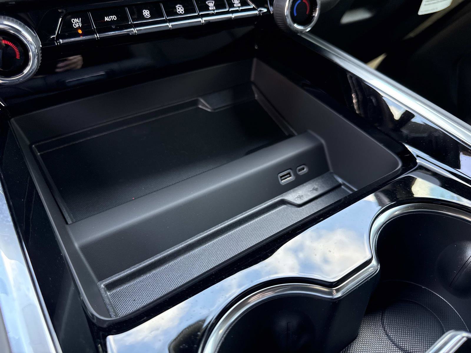 New 2025 Chevrolet Tahoe LS RWD image 28
