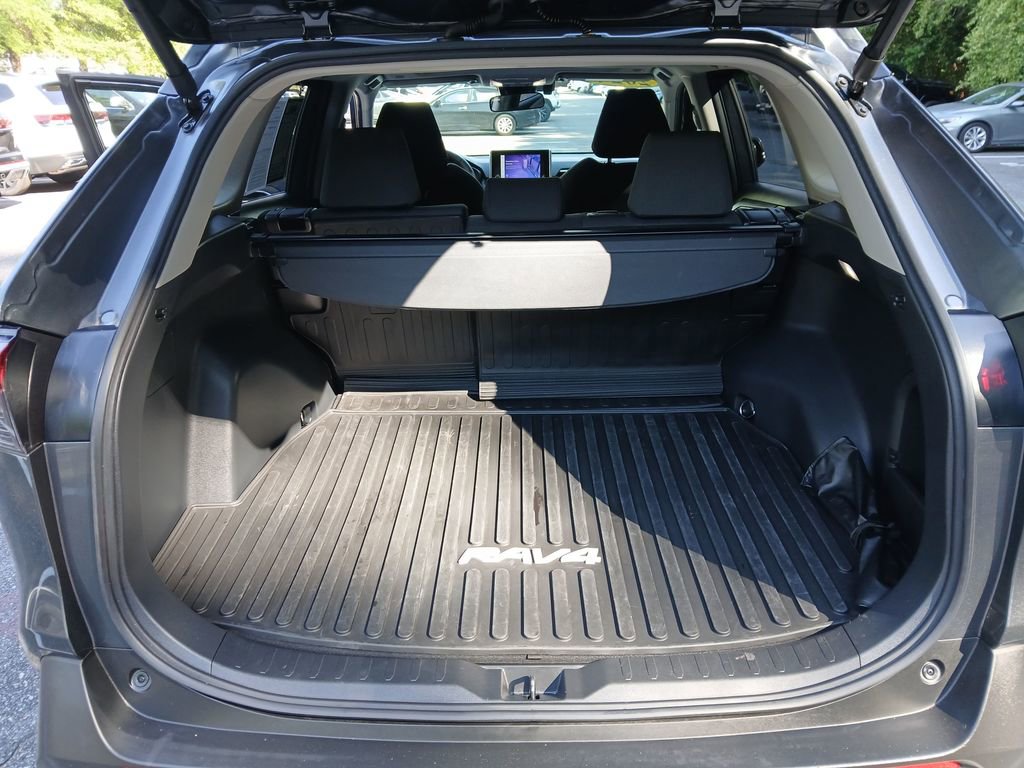 Used 2024 Toyota RAV4 XLE w/ Convenience Package AWD/4WD image 28