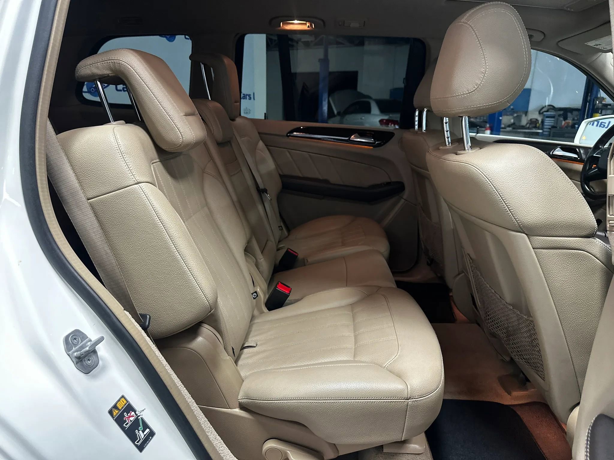 Used 2015 Mercedes-Benz GL 450 4MATIC image 19