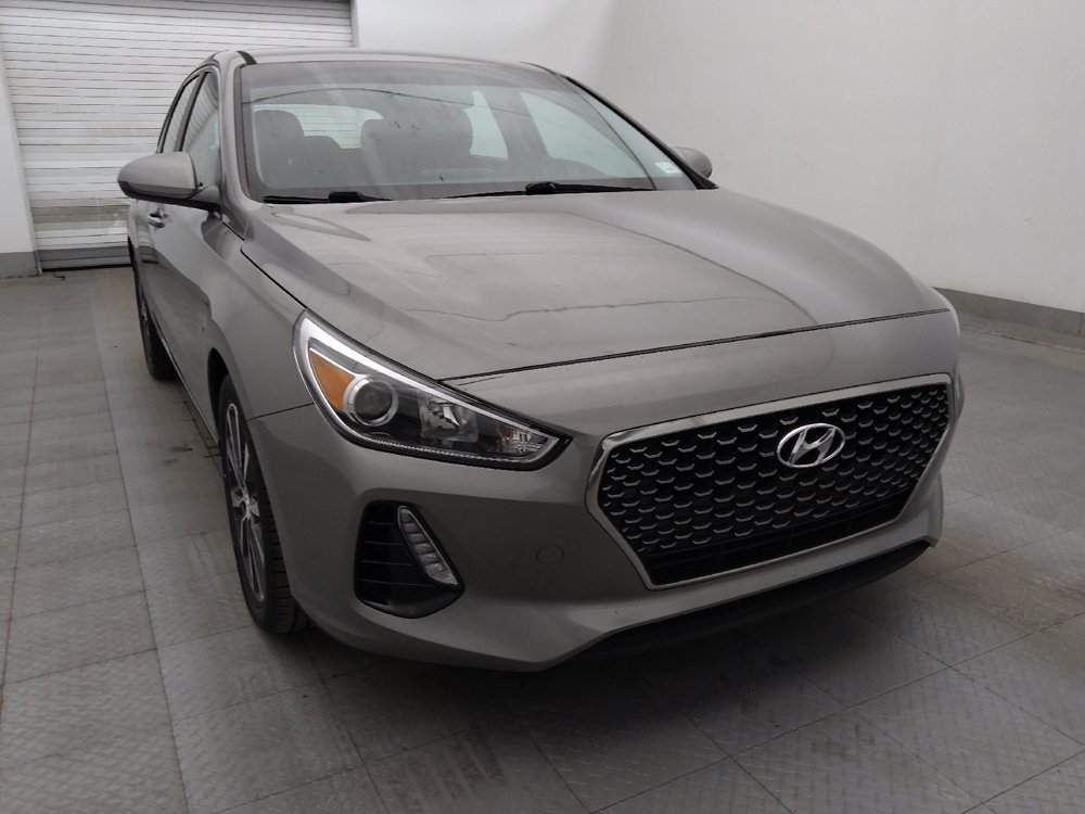 Used 2020 Hyundai Elantra GT FWD image 13