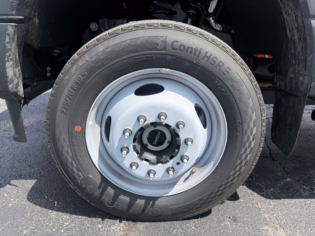 New 2026 Ford F550 4x4 Regular Cab Super Duty w/ Snow Plow Prep Package image 13
