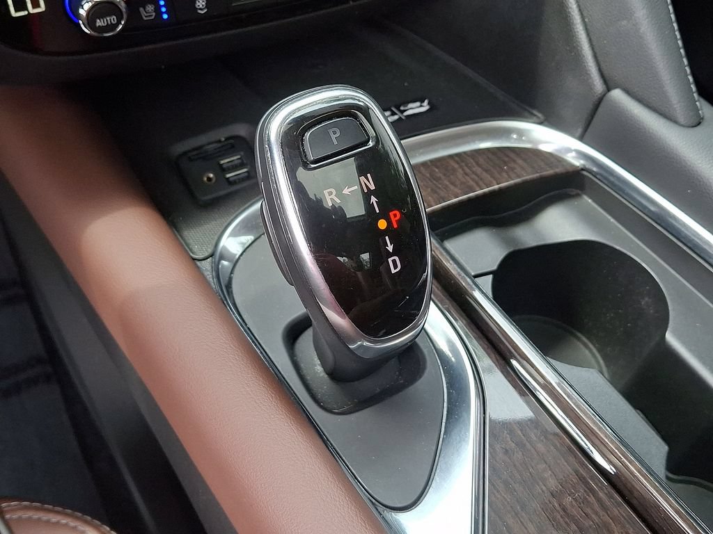Used 2021 Buick Enclave Avenir w/ Avenir Technology Package AWD/4WD image 15