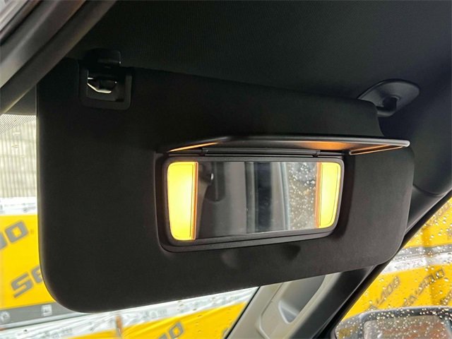 Used 2025 GMC Yukon XL Denali image 29