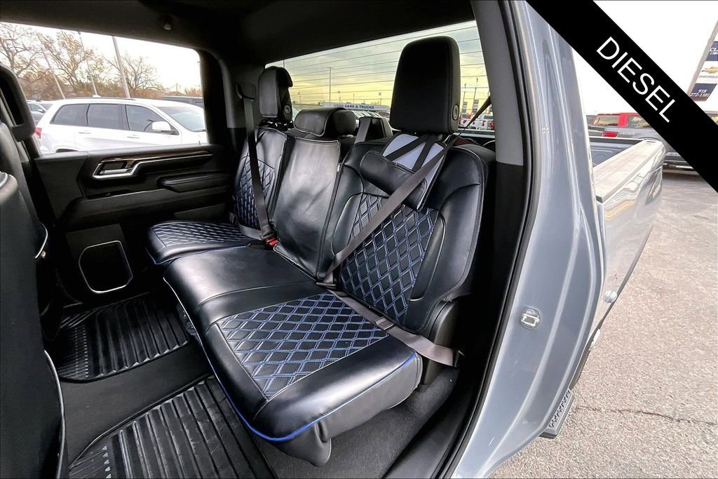 Used 2024 Chevrolet Silverado 2500 LT w/ Convenience Package image 22