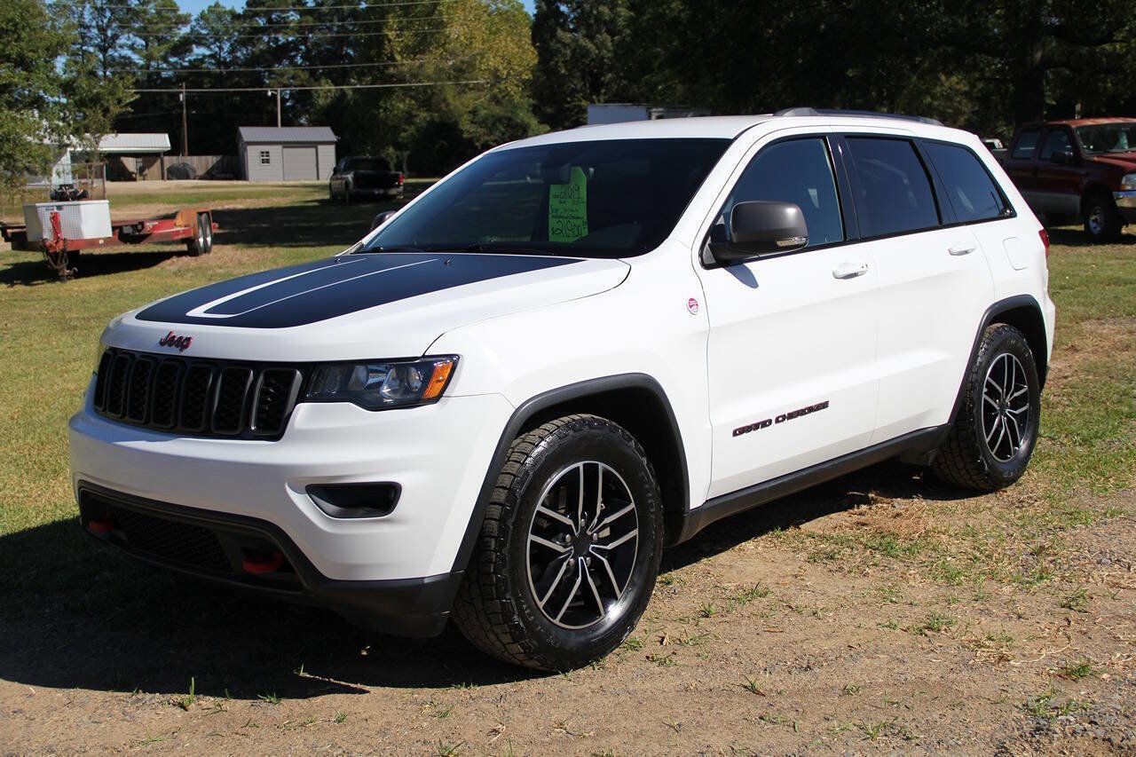 Used 2019 Jeep Grand Cherokee Trailhawk image 4