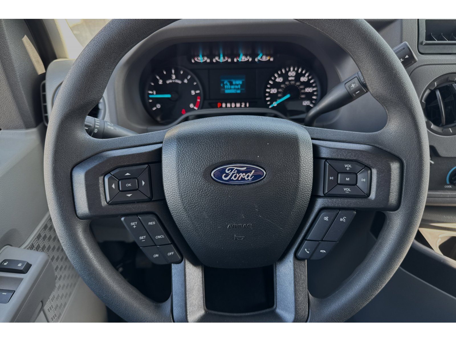 New 2025 Ford E-350 and Econoline 350 Super Duty w/ Power Equipment Group RWD image 18